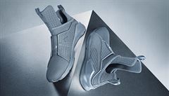 Rihanna navrhla dal�í model. Tentokrát futuristické tenisky