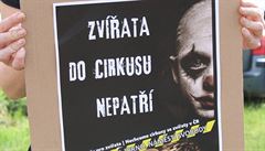 Lidé v Praze protestovali proti cirkusm se zvíaty.