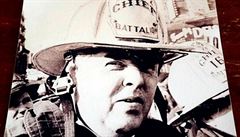 ekn kon, hasisk f zabit 11. z 2001 se dok pohbu. Ulo jeho krev