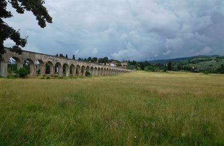 Vasariho akvadukt nen jedinm akvaduktem, na kter v Tosknsku mete narazit.