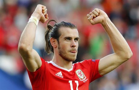 Euro 2016: Wales - Severn Irsko (Gareth Bale)