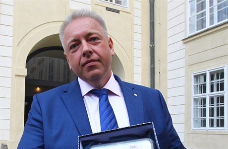Ministr vnitra Milan Chovanec (SSD) po schzce s prezidentem Miloem Zemanem a...