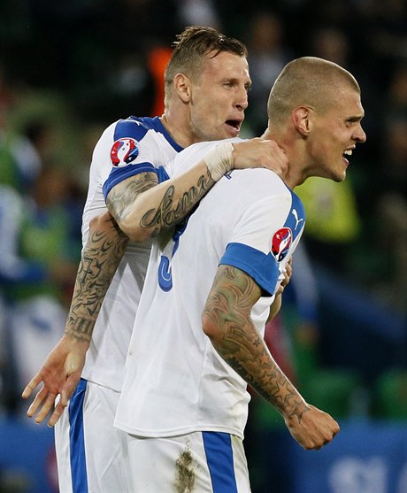 Budou se takto Slováci radovat i po veerním zápase eského týmu?