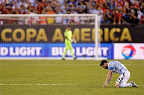 Messi nedal penaltu a končí v reprezentaci.