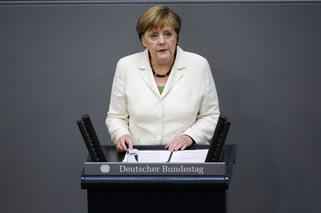 Kancléka Merkelová mluvila v nmeckém parlamentu o rozhodnutí Velké Británie...