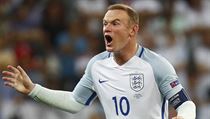 Anglie vs. Island (zklamaný Rooney).