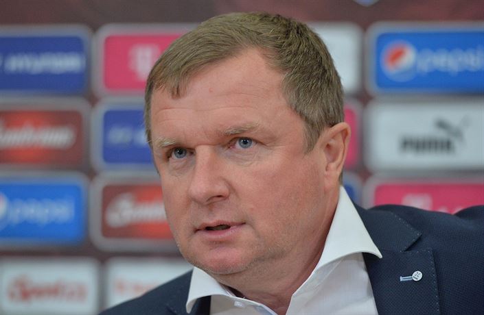 Trenér fotbalové reprezentace Pavel Vrba vystoupil 23. ervna v Praze na...
