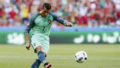 Maarsko vs. Portugalsko (Ronaldo).