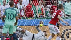 Maarsko vs. Portugalsko (gól Gery).