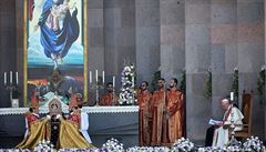 Pape Frantiek navtívil katedrálu arménské apotolské církve v Emiadzinu