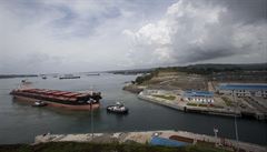 Do rozšířeného Panamského průplavu vplula po devítileté rekonstrukci první loď
