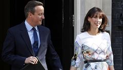 Britský premiér David Cameron s manelkou Samanthou.