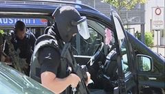 Německá policie kvůli možné přípravě útoku zadržela dva džihádisty