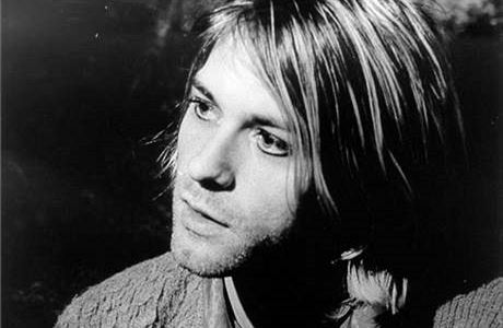 Zpvák kapely Nirvana Kurt Cobain se zastelil v roce 1994