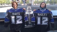 Rodinní písluníci Baileyho a Bavise u památníku Svtového obchodního centra...