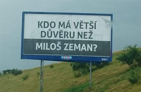 Billboard Kdo má vtí dvru ne Milo Zeman?