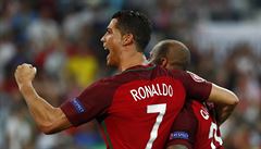 Hvzdn Ronaldo a ti ostatn. Doke Portugalsko navzat na zlat Euro?