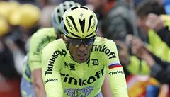 Alberto Contador v cíli druhé etapy Tour.