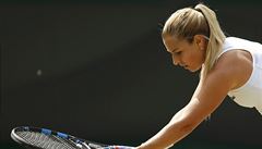Dominika Cibulková ve tvrtfinále Wimbledonu.
