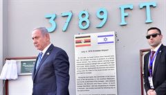 Izraelský premiér Netanjahu kráí na letiti Entebbe v Ugand