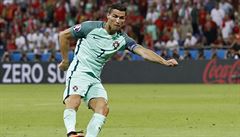 Ronaldo se jedním gólem zaslouil o první výhru Portugalc