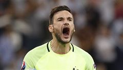 Francouzský gólman Hugo Lloris.