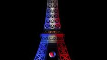 Eiffelova věž během finále Eura.
