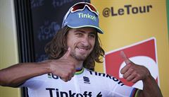 Peter Sagan slaví vítzství v 11. etap Tour de France.