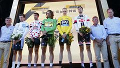 Spolený ceremoniál dritel trikot na Tour de France.
