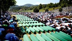 V Bosn zatkli ti podezel z asti na srebrenickm masakru