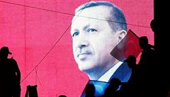 Erdogan v nedli ped shromádnými stoupenci v Istanbulu prohlásil, e vláda...
