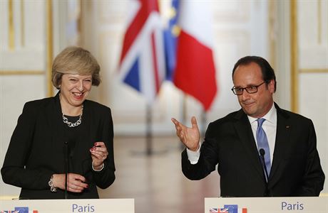 Francouzsk prezident Francois Hollande a britsk premirka Theresa Mayov.