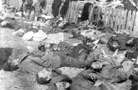 Oběti volyňského masakru.