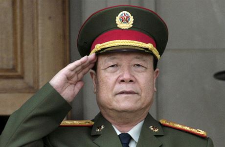 Druhý nejvyí pedstavitel ínské armády Kuo Po-siung. Tedy donedávna.