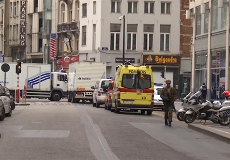 Zásah policist a voják v Bruselu kvli podezelému mui.
