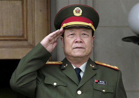 Druhý nejvyí pedstavitel ínské armády Kuo Po-siung. Tedy donedávna.