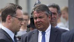 Místopředseda německé vlády Sigmar Gabriel (vpravo). | na serveru Lidovky.cz | aktuální zprávy