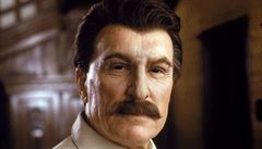 Robert Duvall jako Stalin.