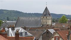 Pohled na kostel, který se stal djitm teroristického inu.