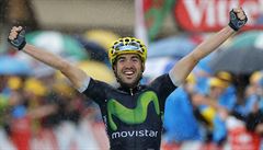 panlský cyklista Ion Izagirre se raduje z vítzství ve 20. etap Tour de...