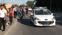 Protestuje se pímo na hranicích, ale i v samotné srbské metropoli. Odtamtud...