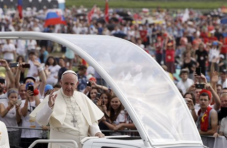 Pape Frantiek v Krakov zdraví katolíky z celého svta