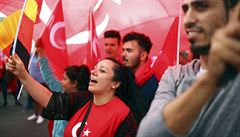 Erdoganovi odprci i pravicoví radikálové chystají proti demonstraci hned tyi...