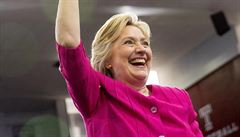 Přísná šéfredaktorka amerického Vogue obléká ve volbách Clintonovou