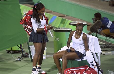 Serena a Venus Williamsovy prohrály na olympiád vbec poprvé.