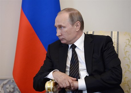 Prezident Putin zachycen na fotografii ze schůzky s tureckým protějškem Erdoganem z počátku srpna.