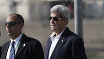 Ministr zahraničí USA John Kerry sleduje zahájení cyklistického závodu na OH v...