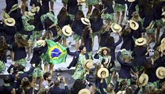 Braziltí sportovci na slavnostním zahájení olympijských her v Riu.