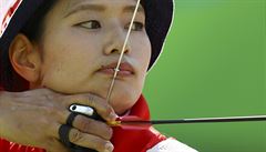 Pevná ruka i nervy. Japonská lukostelkyn Kaori Kawanaková míí na olympijský...