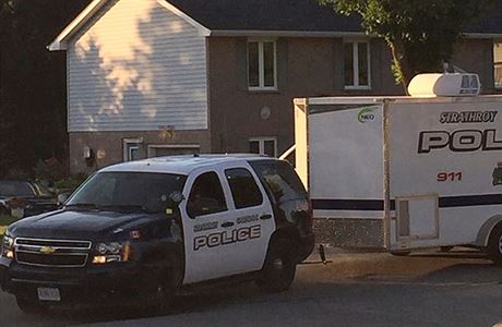 Policie zasahovala v jednom z dom v kanadskm mst Strathroy.